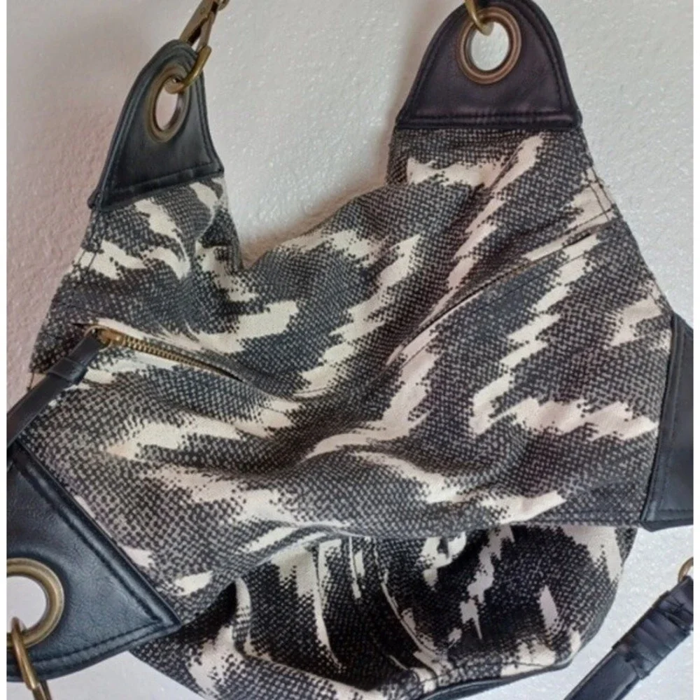 Lucky Brand Bali Hai Black White Canvas Hobo Shoulder‎ Bag Tote